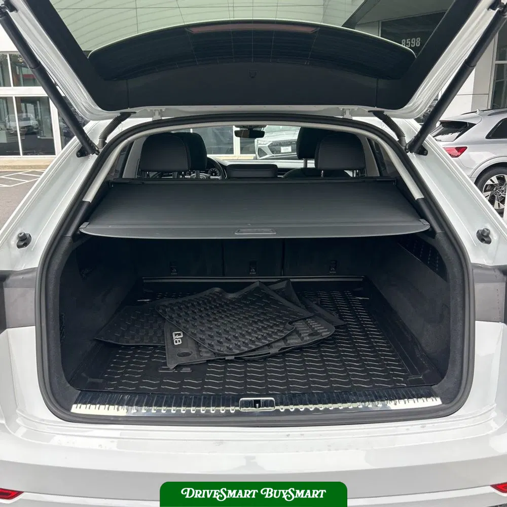 2023 Audi Q8 Premium Plus 55 TFSI 4D SUV 3.0T