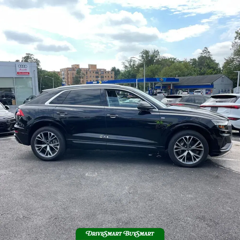 2023 Audi Q8 Premium Plus 55 TFSI