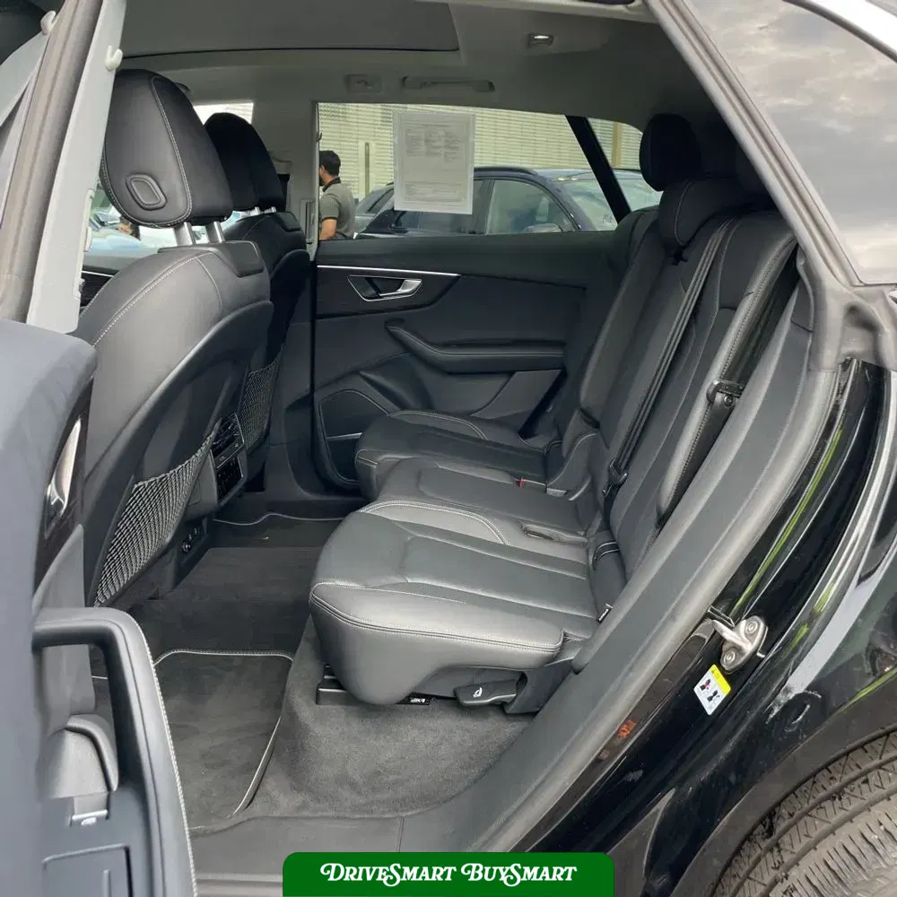 2023 Audi Q8 Premium Plus 55 TFSI