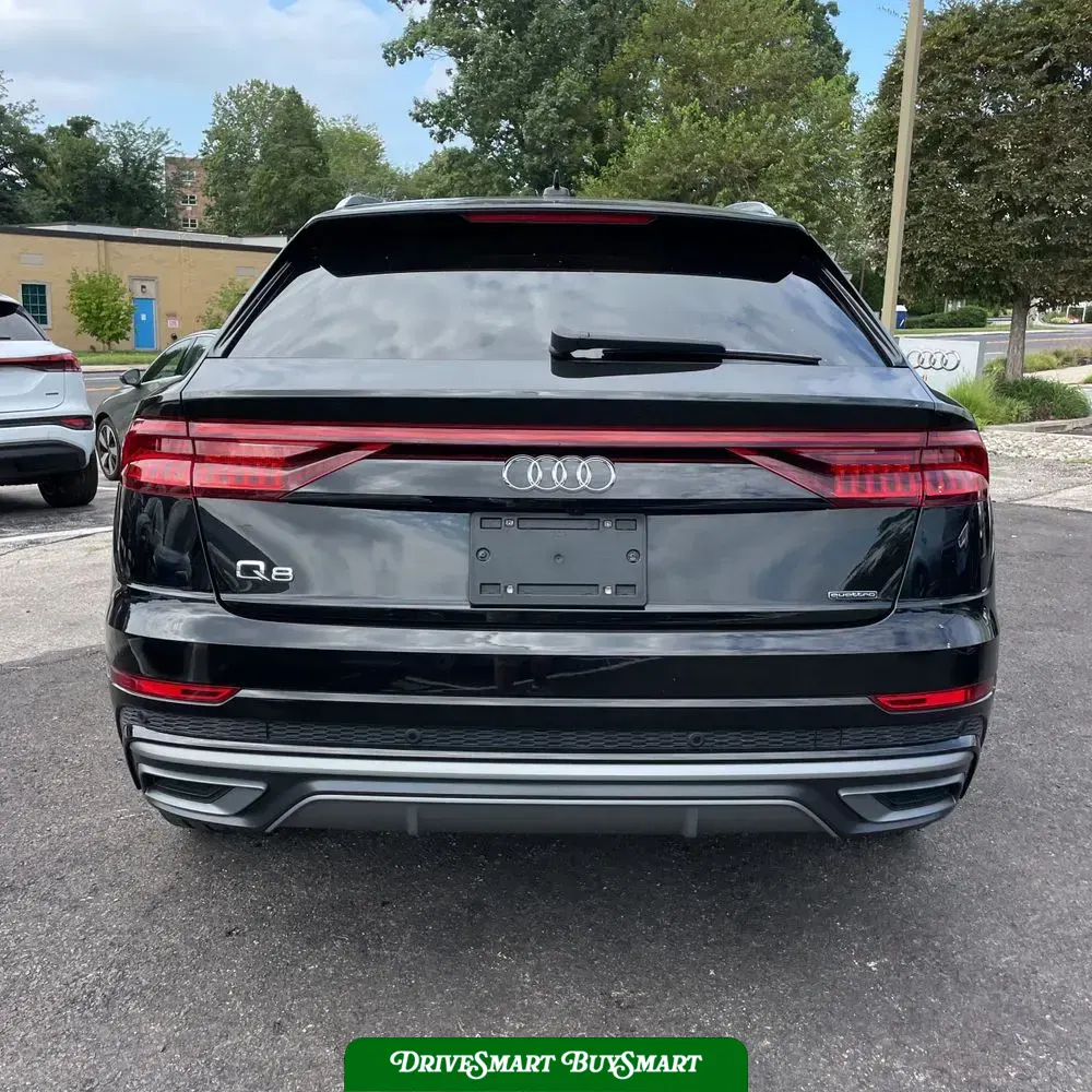 2023 Audi Q8 Premium Plus 55 TFSI
