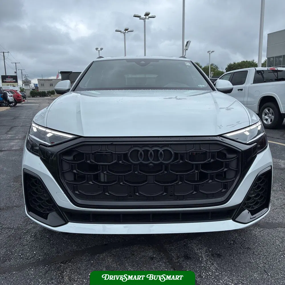 2025 Audi Q8 Premium Plus 55