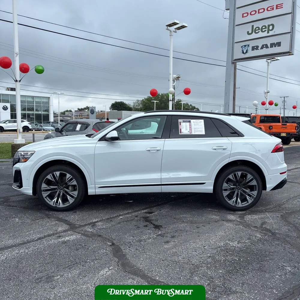 2025 Audi Q8 Premium Plus 55