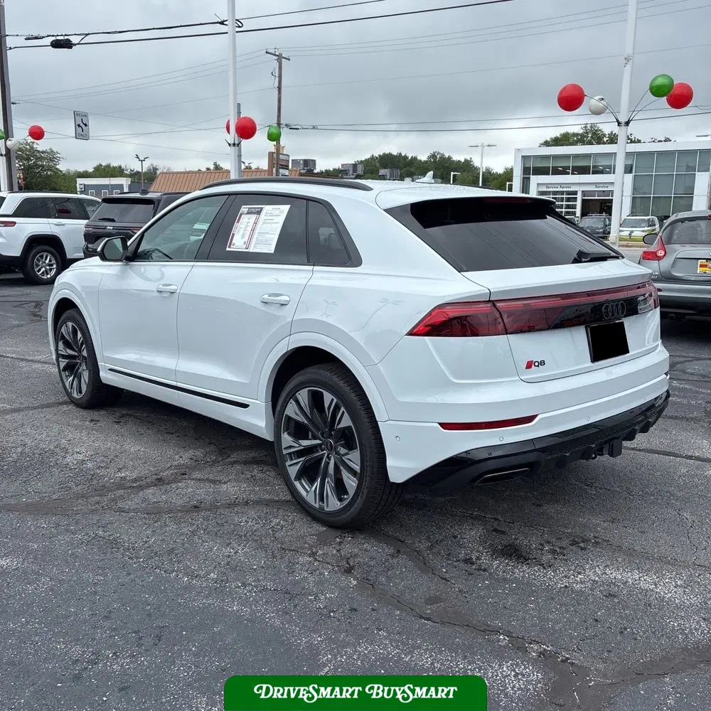 2025 Audi Q8 Premium Plus 55