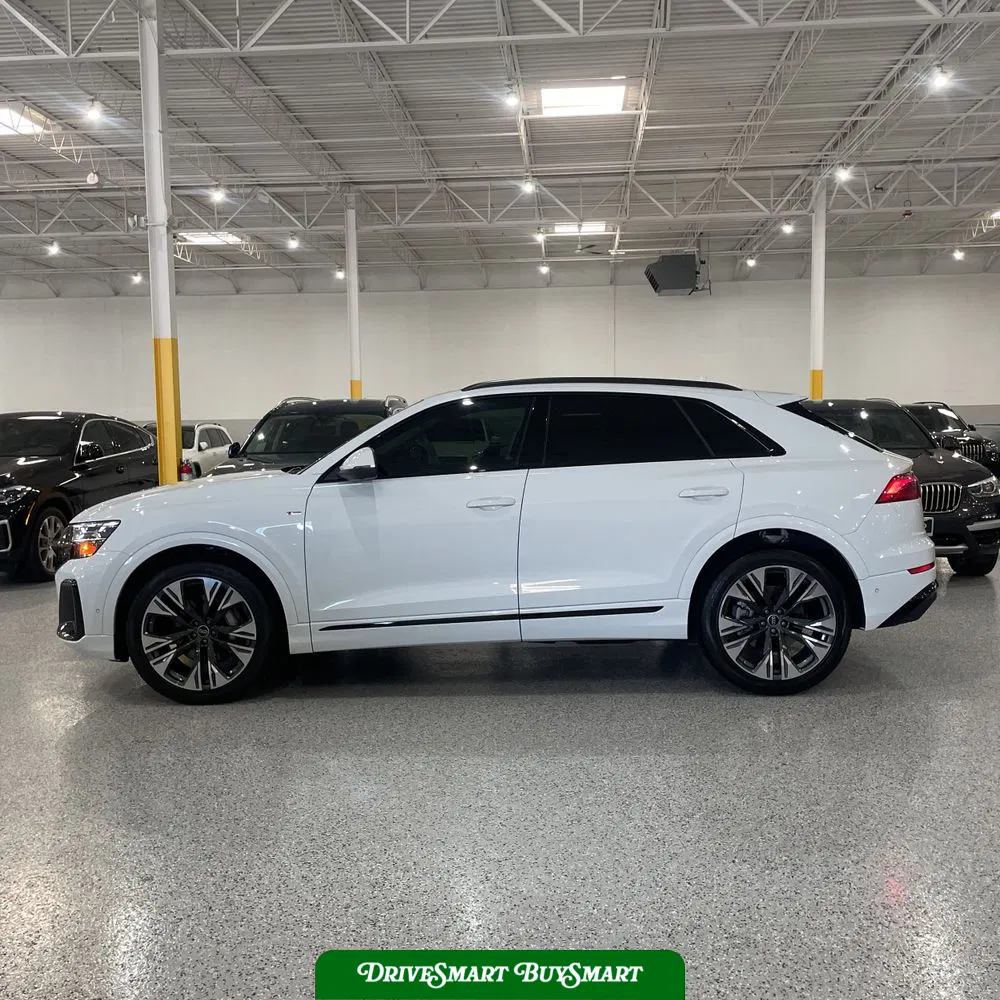 2025 Audi Q8 Prestige 55