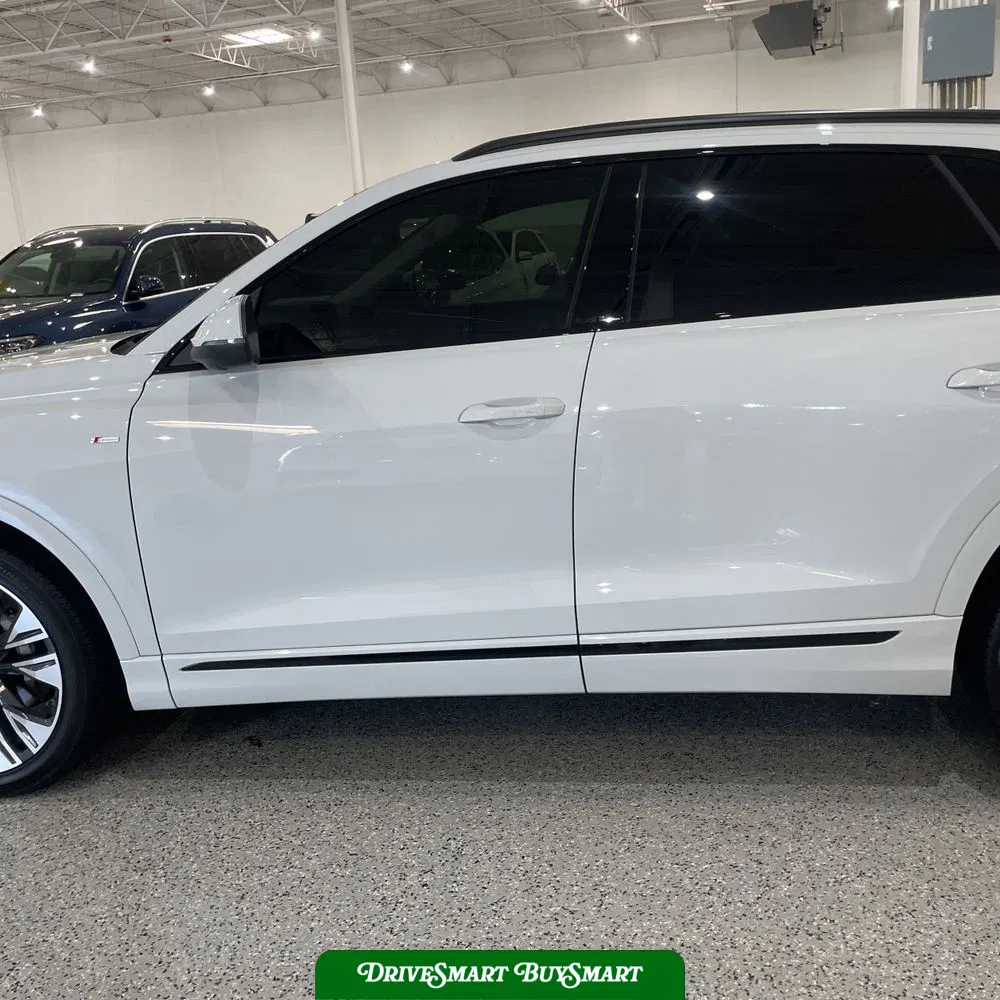 2025 Audi Q8 Prestige 55