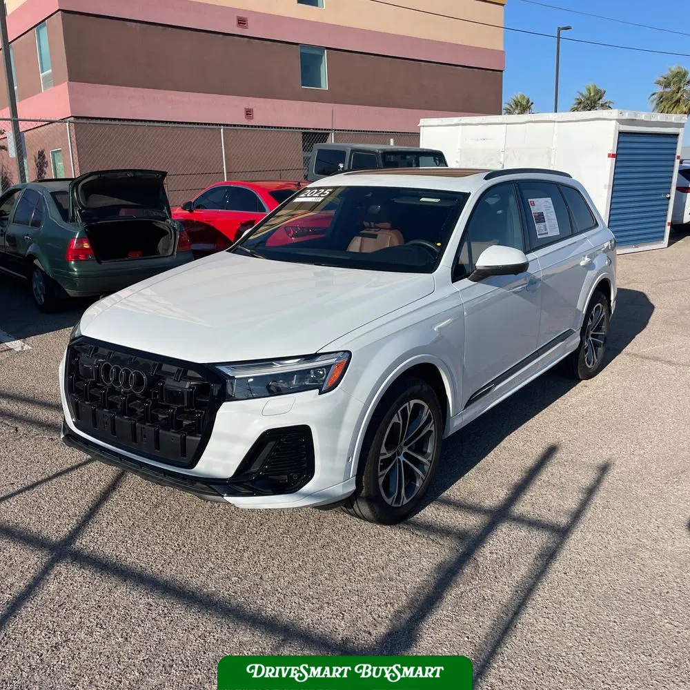 2025 Audi Q7 Premium Plus 45