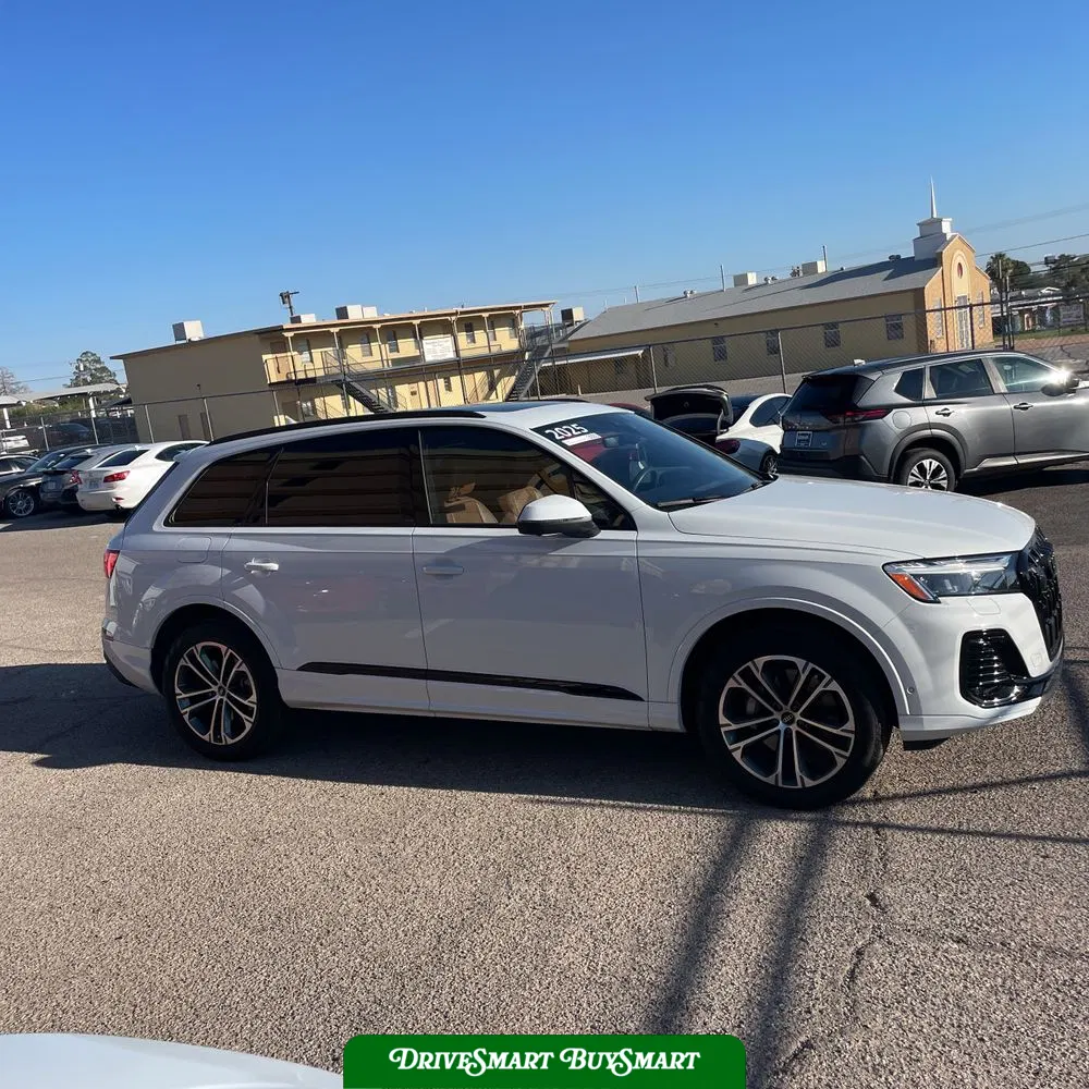 2025 Audi Q7 Premium Plus 45