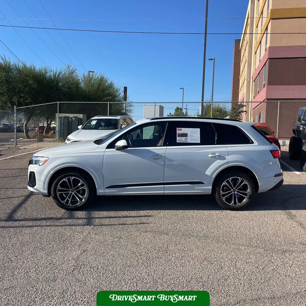 2025 Audi Q7 Premium Plus 45