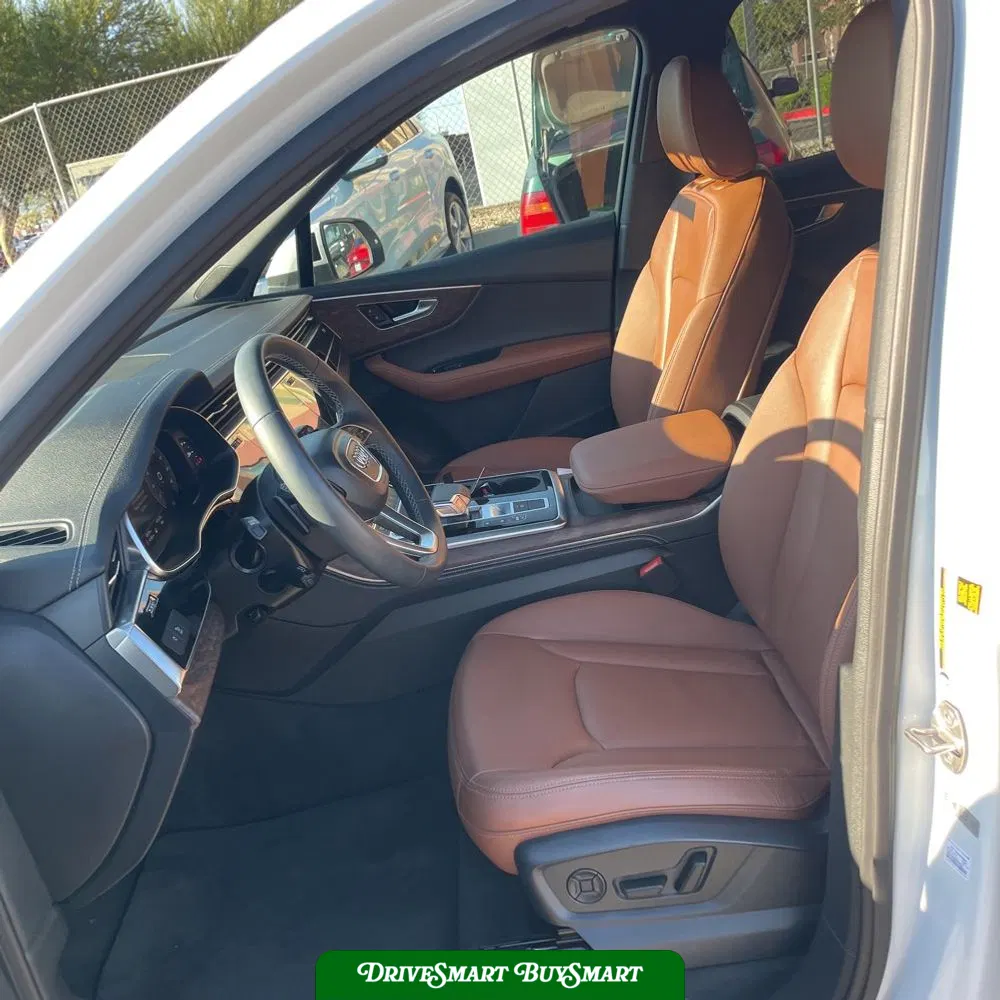 2025 Audi Q7 Premium Plus 45