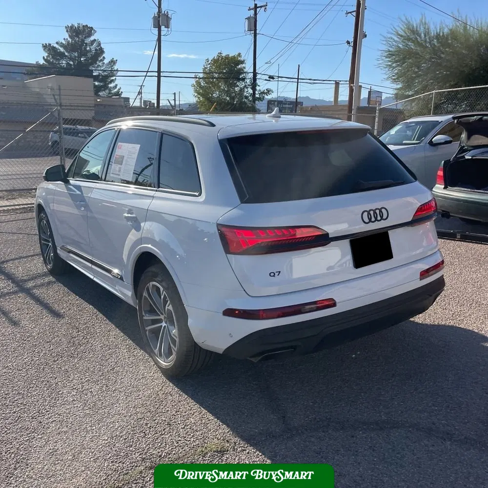 2025 Audi Q7 Premium Plus 45