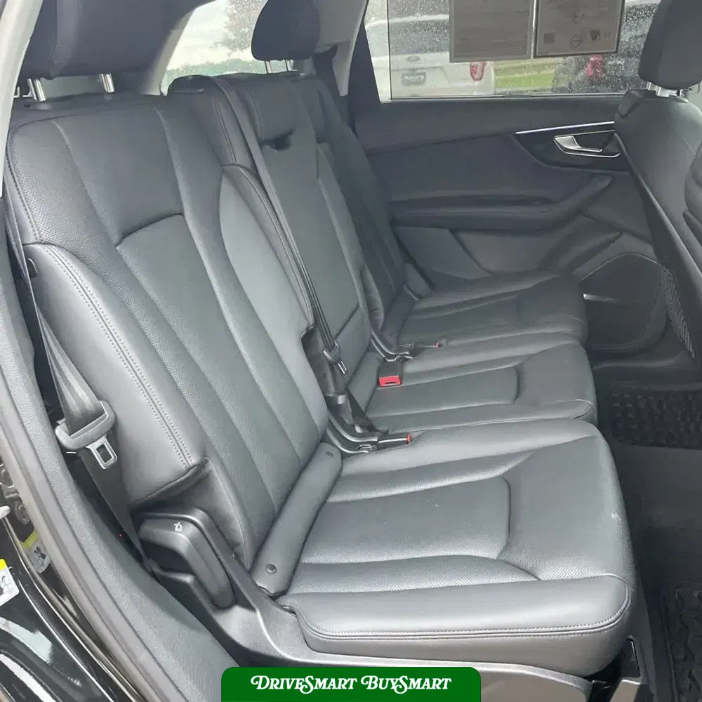 2024 Audi Q7 Premium Plus 45