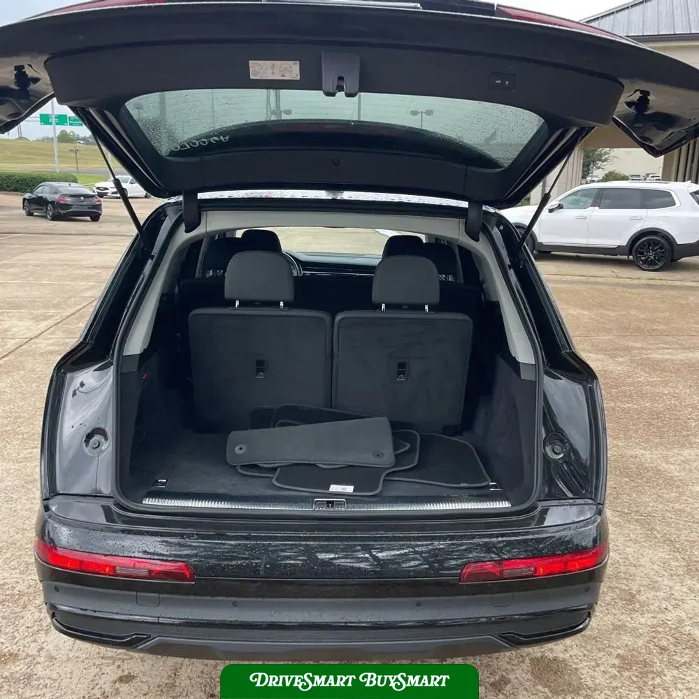 2024 Audi Q7 Premium Plus 45