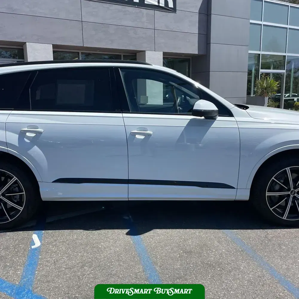 2025 Audi Q7 Premium Plus 45