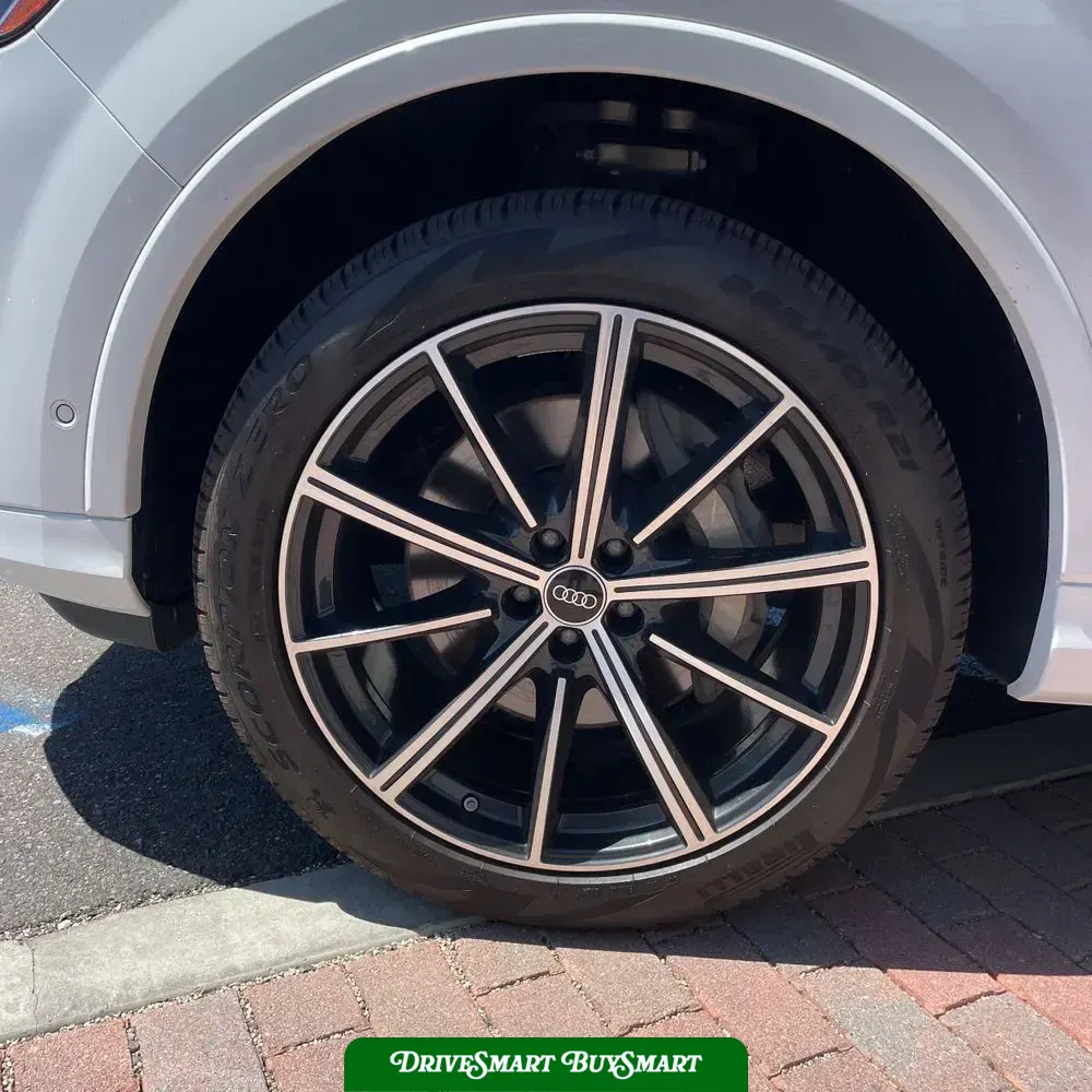 2025 Audi Q7 Premium Plus 45
