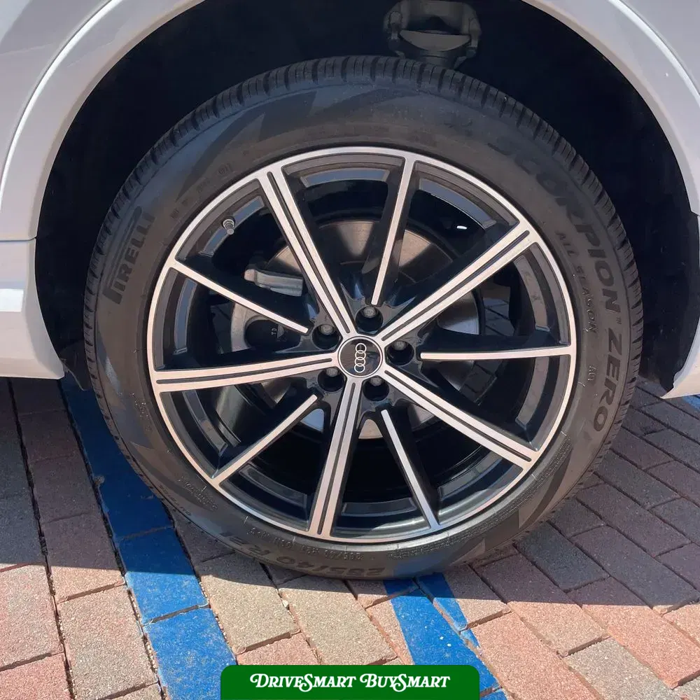 2025 Audi Q7 Premium Plus 45
