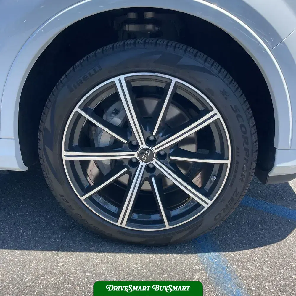 2025 Audi Q7 Premium Plus 45