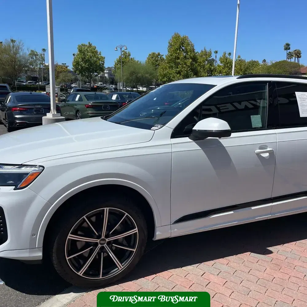2025 Audi Q7 Premium Plus 45
