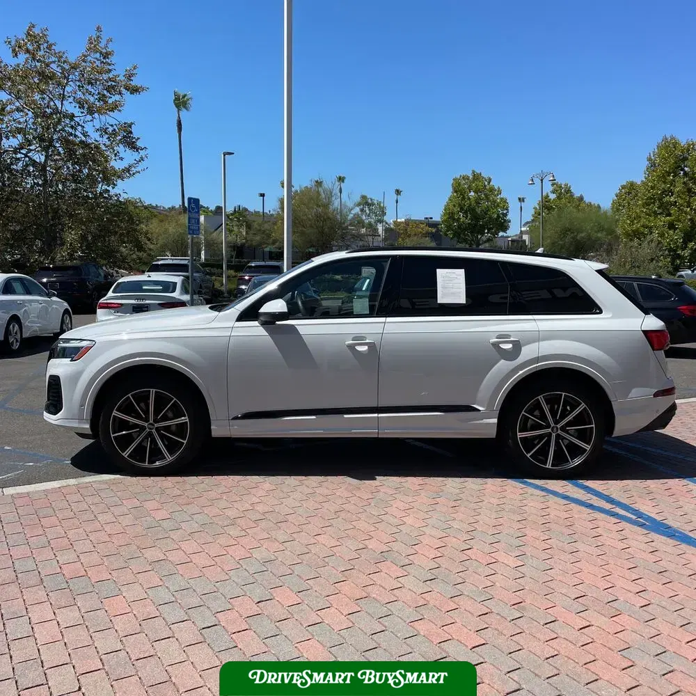 2025 Audi Q7 Premium Plus 45