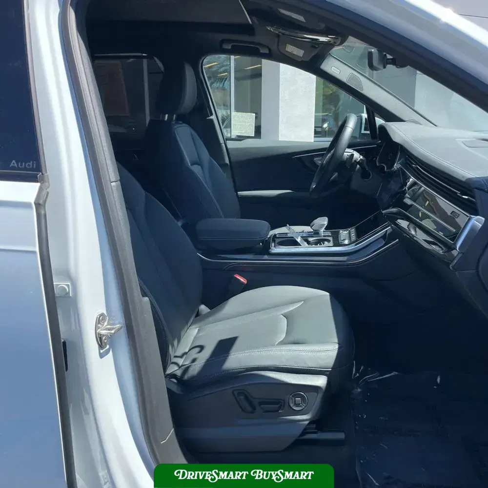 2025 Audi Q7 Premium Plus 45