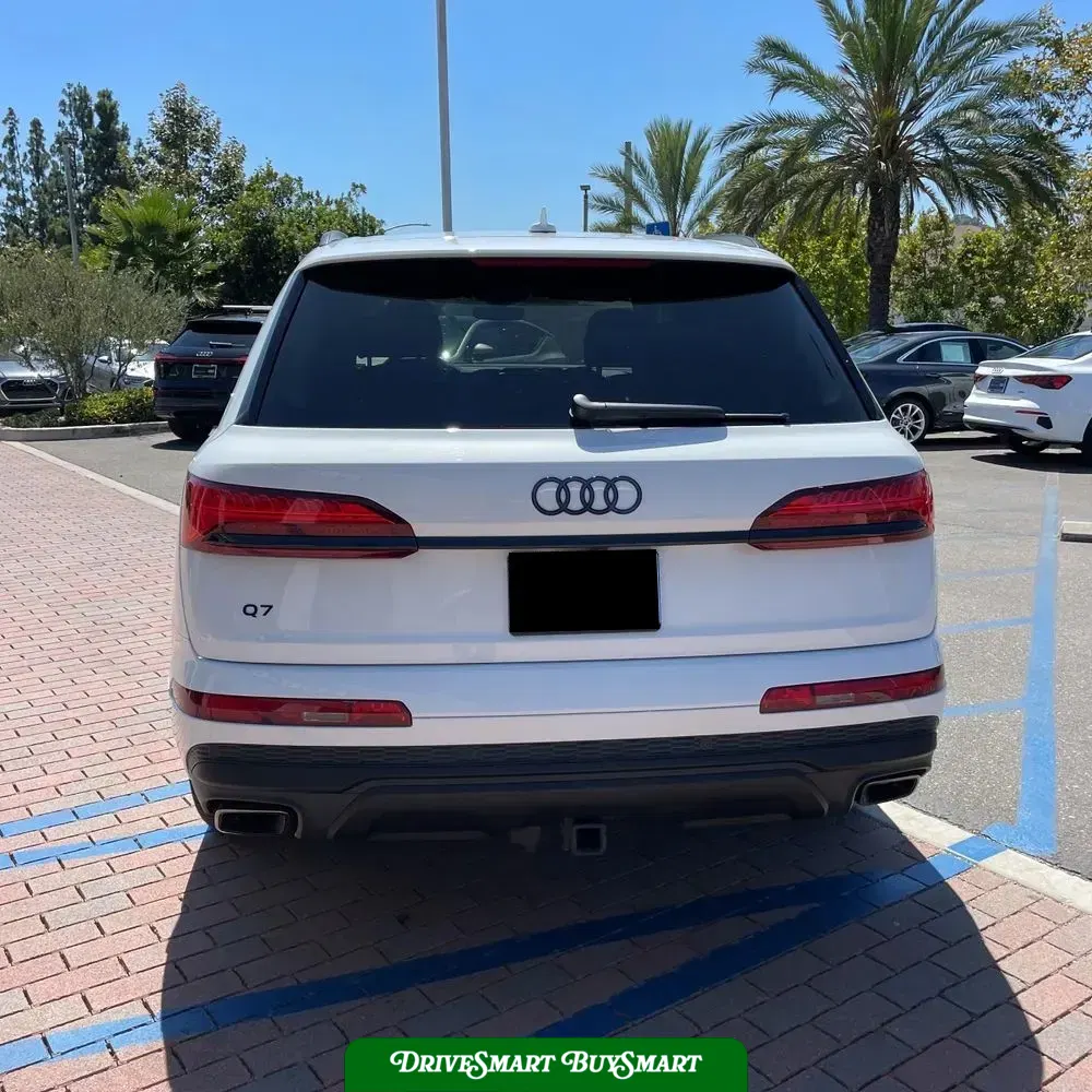 2025 Audi Q7 Premium Plus 45