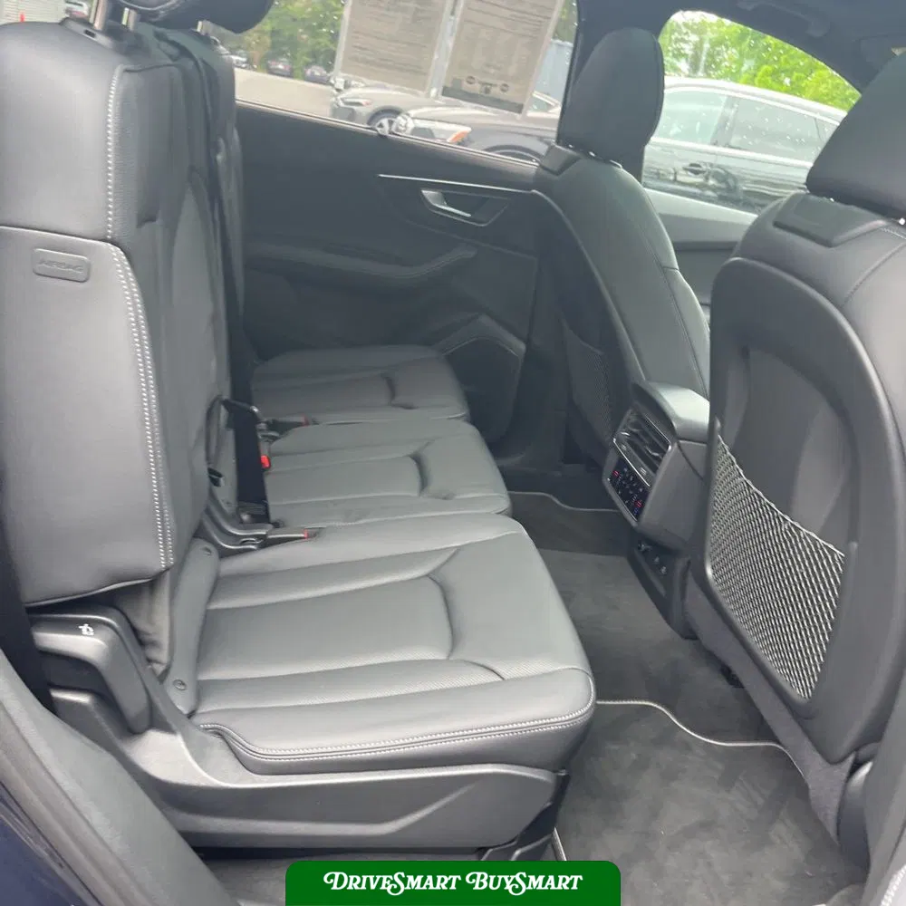 2025 Audi Q7 Premium Plus 45