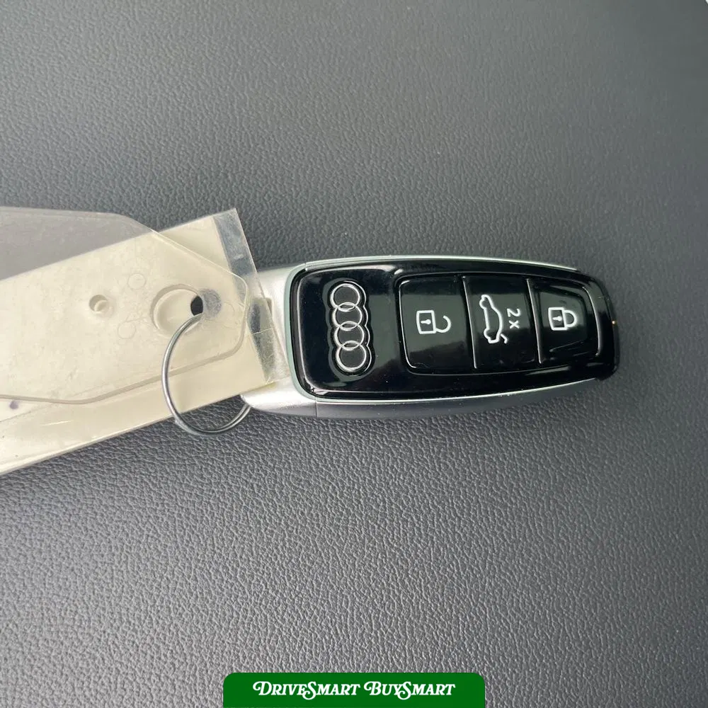 2025 Audi Q7 Premium Plus 45