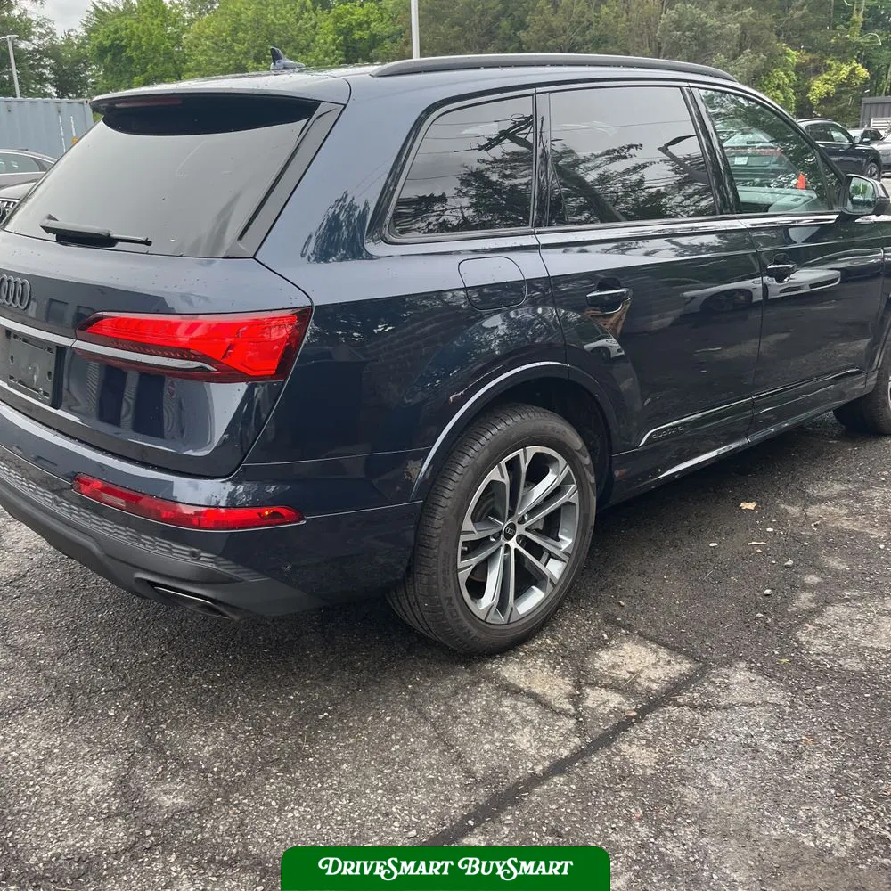 2025 Audi Q7 Premium Plus 45