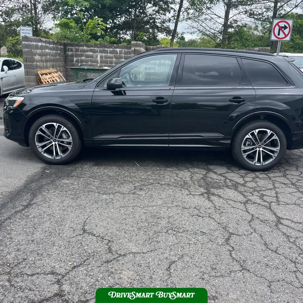 2025 Audi Q7 Premium Plus 45