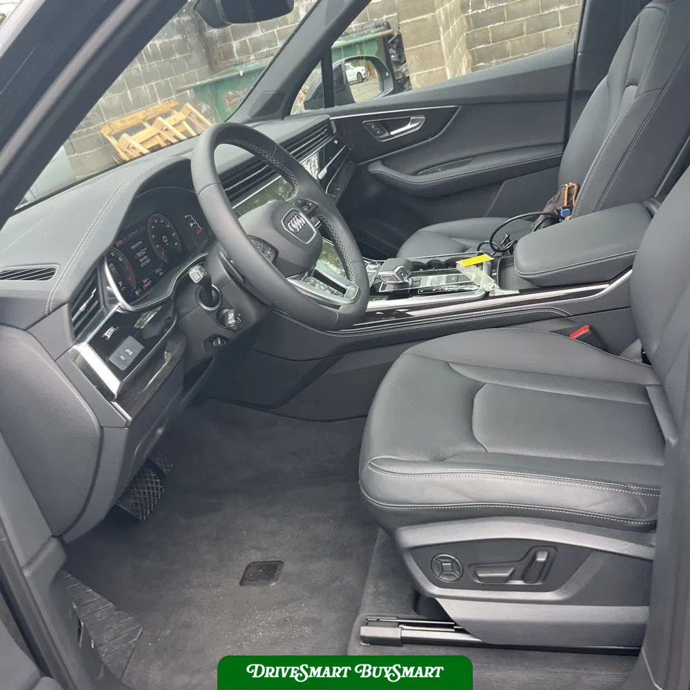 2025 Audi Q7 Premium Plus 45