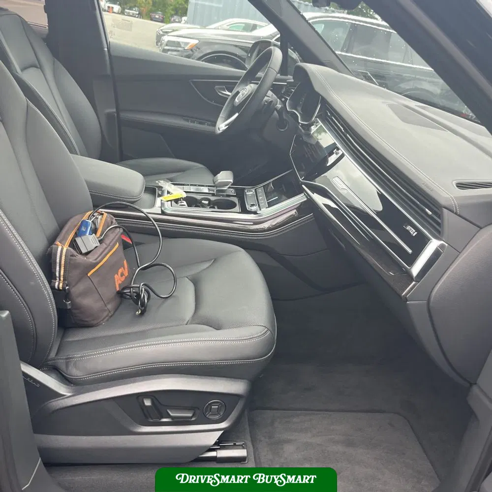 2025 Audi Q7 Premium Plus 45