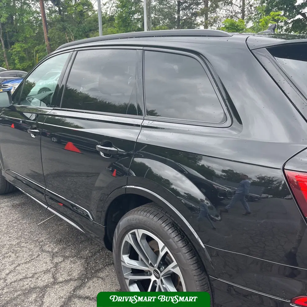 2025 Audi Q7 Premium Plus 45