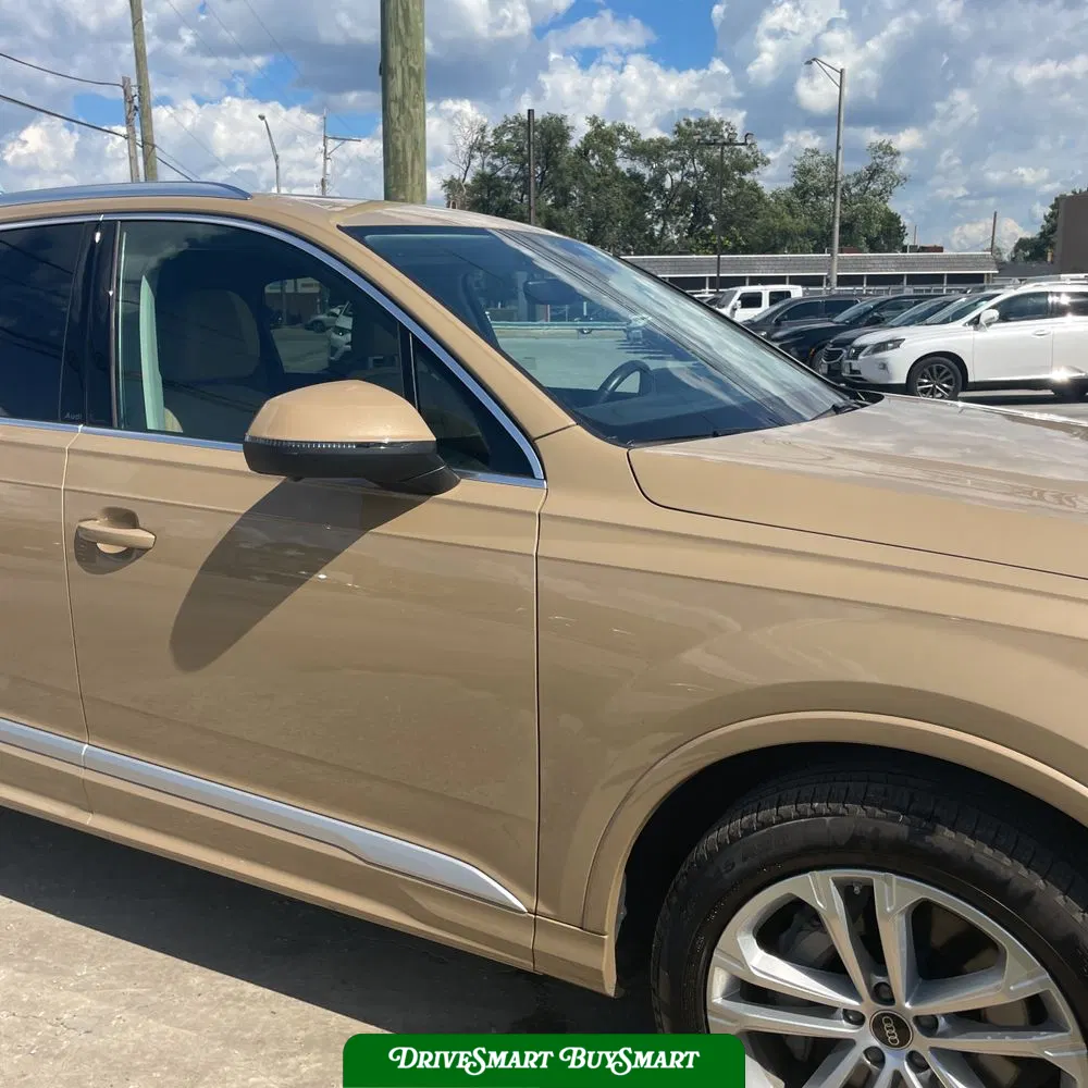 2025 Audi Q7 Premium Plus 55