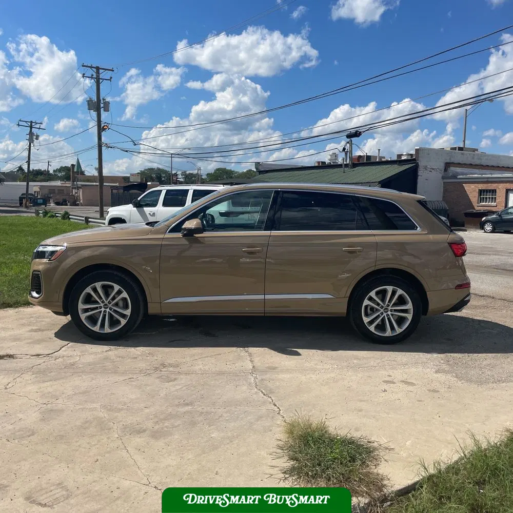 2025 Audi Q7 Premium Plus 55