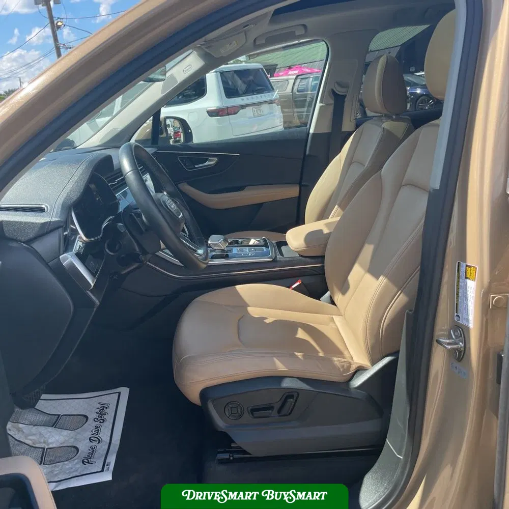2025 Audi Q7 Premium Plus 55