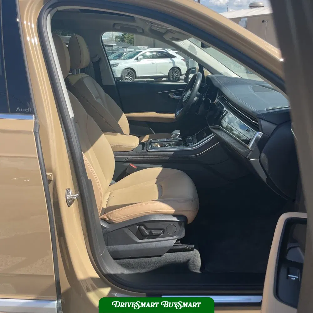 2025 Audi Q7 Premium Plus 55