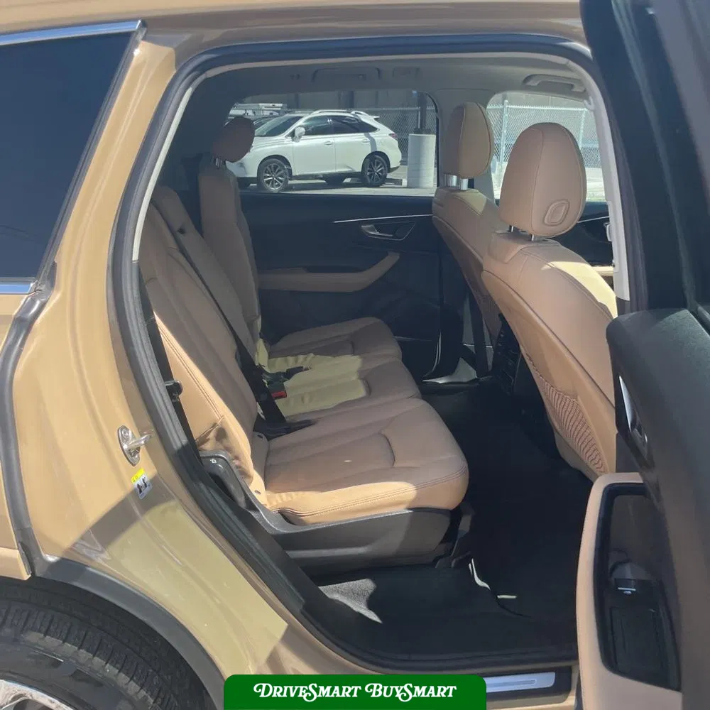 2025 Audi Q7 Premium Plus 55