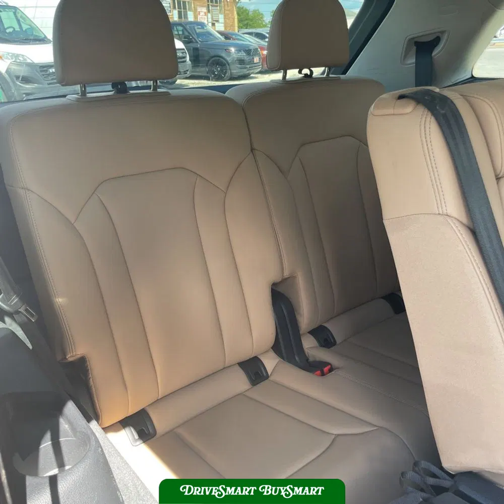2025 Audi Q7 Premium Plus 55