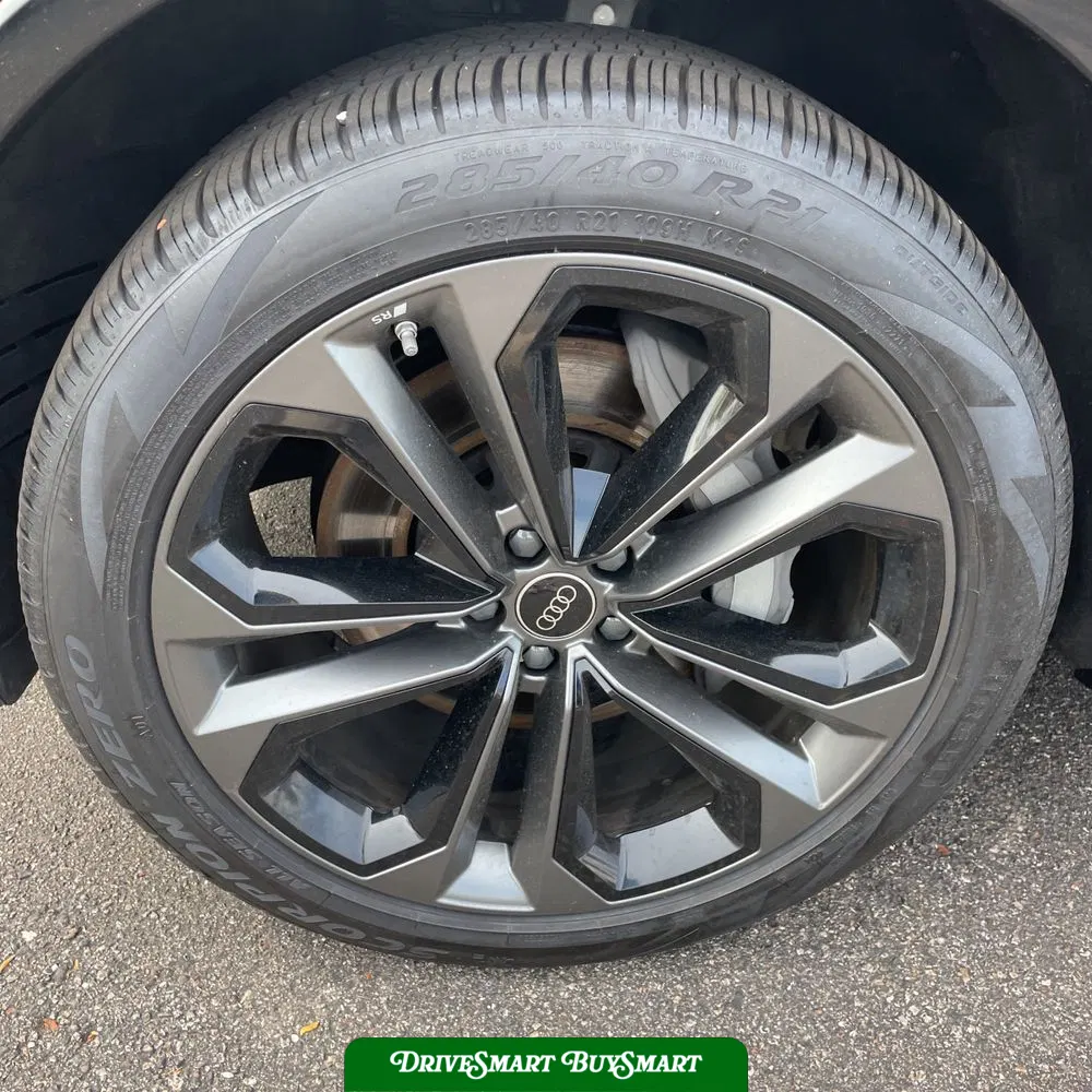 2025 Audi Q7 Premium Plus 55