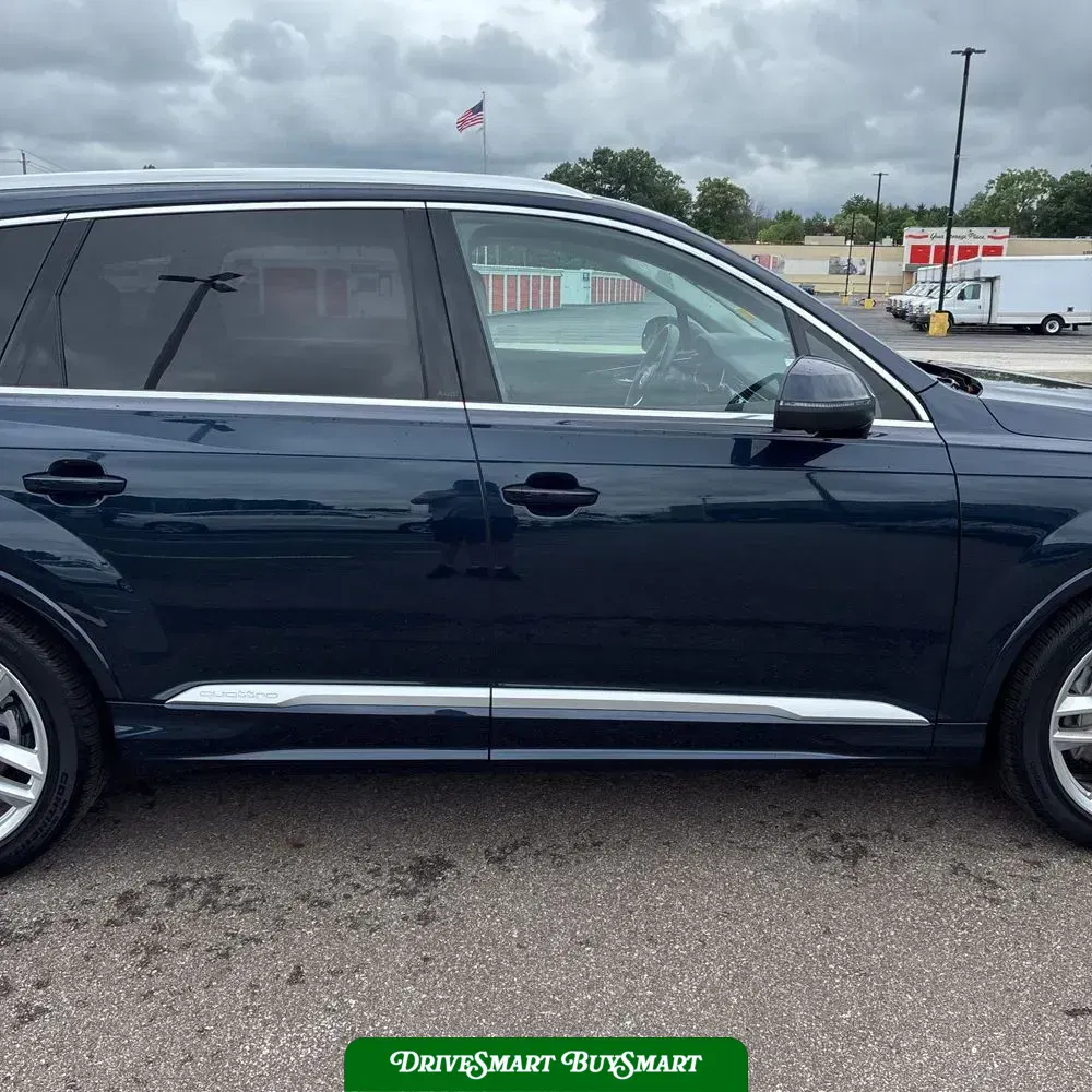 2025 Audi Q7 Premium Plus 55