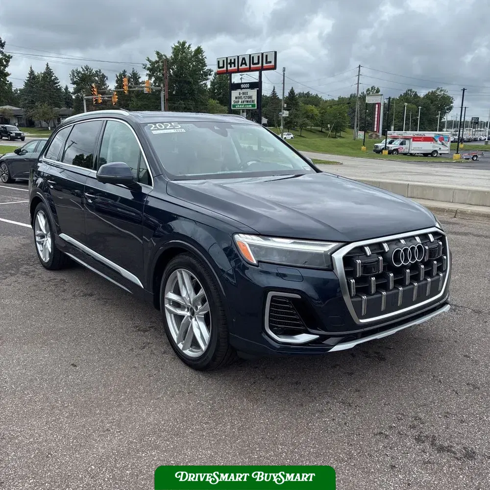 2025 Audi Q7 Premium Plus 55