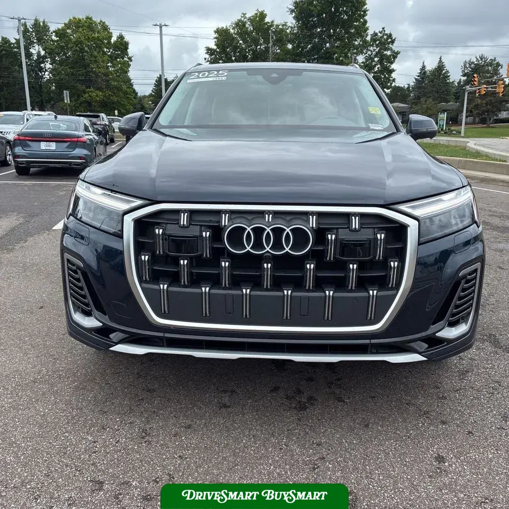 2025 Audi Q7 Premium Plus 55
