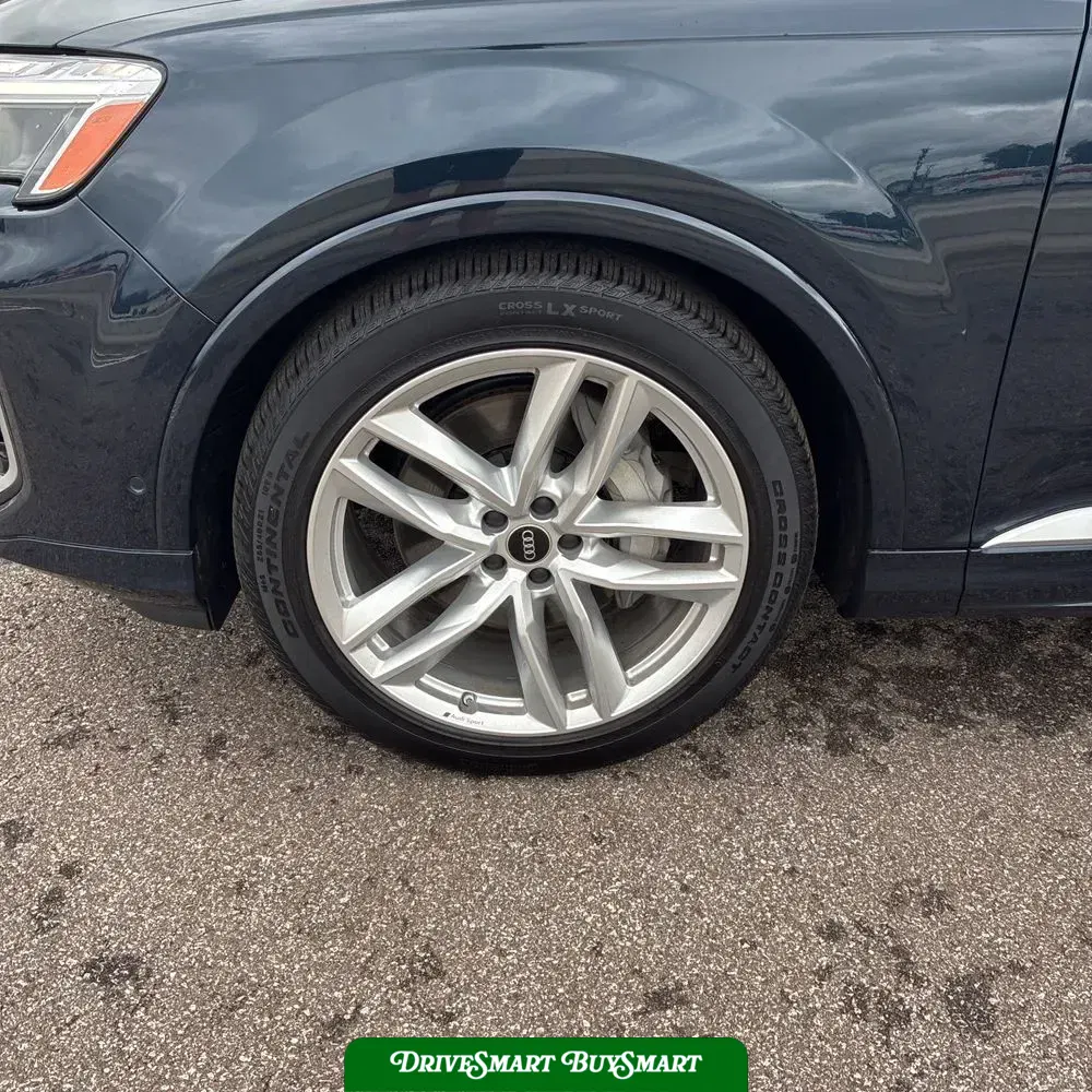 2025 Audi Q7 Premium Plus 55