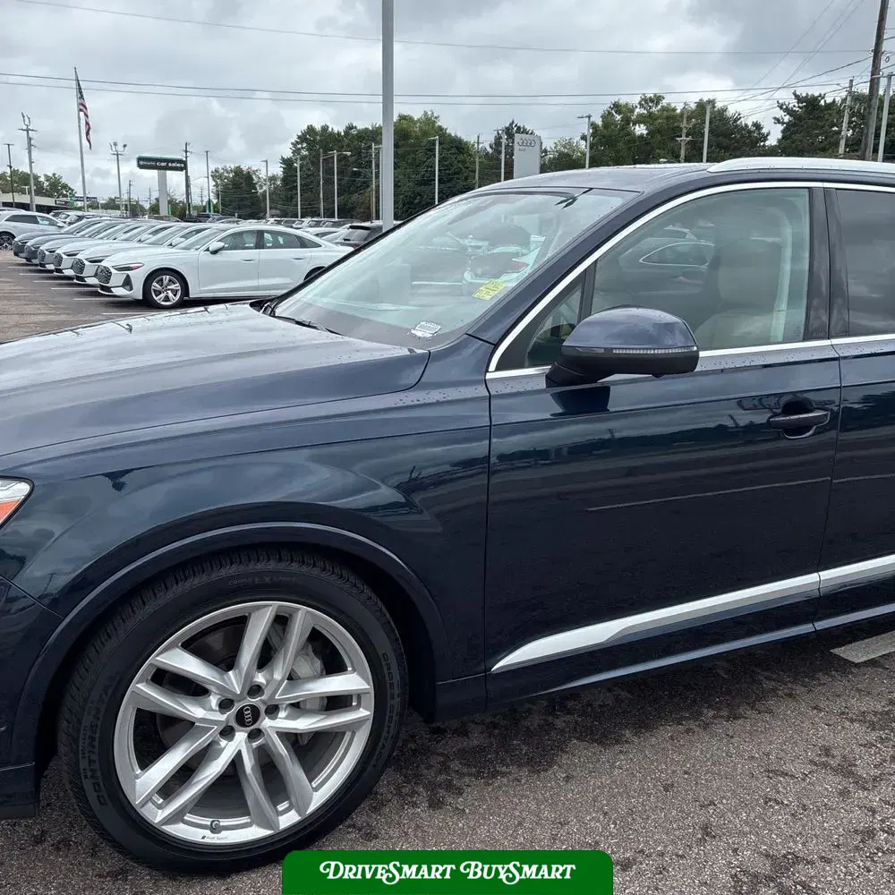 2025 Audi Q7 Premium Plus 55