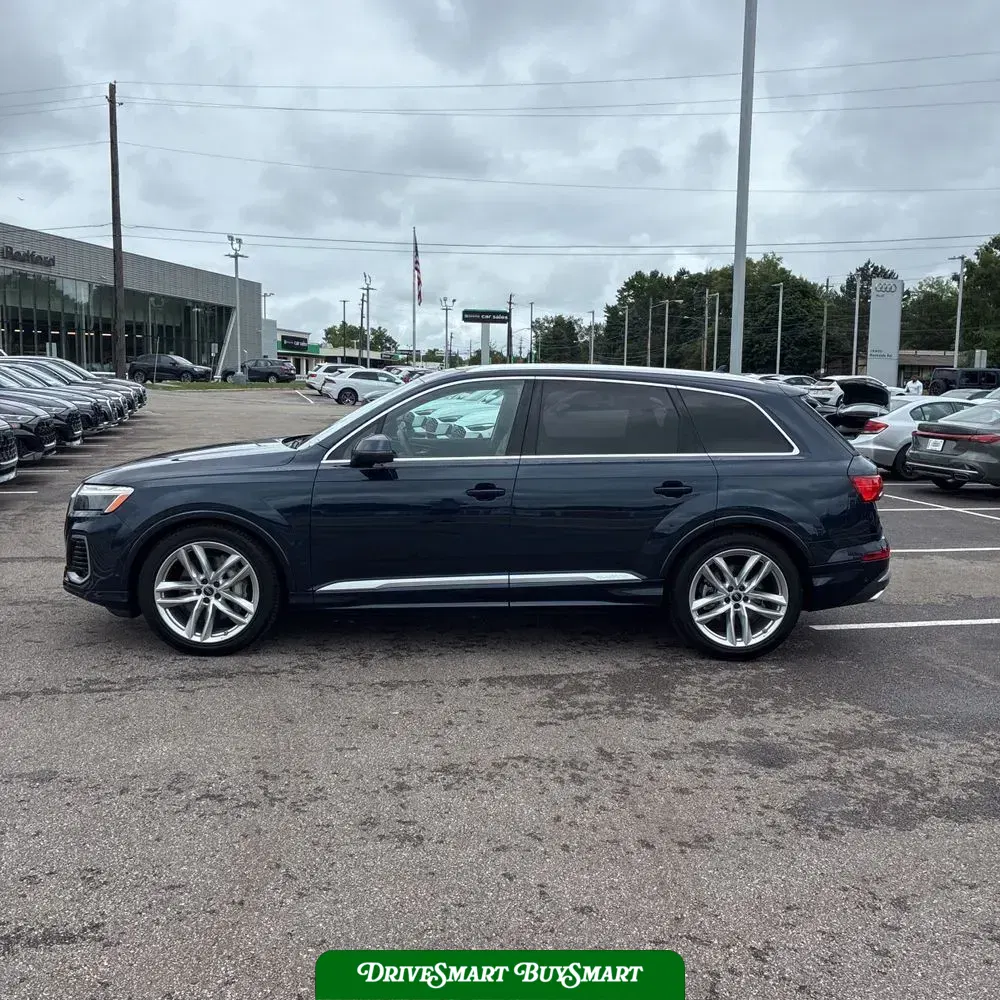 2025 Audi Q7 Premium Plus 55