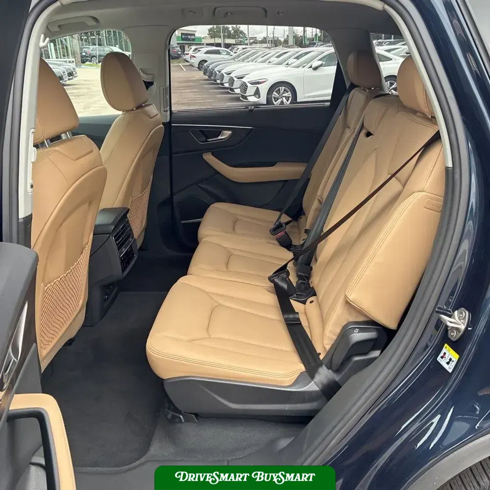 2025 Audi Q7 Premium Plus 55