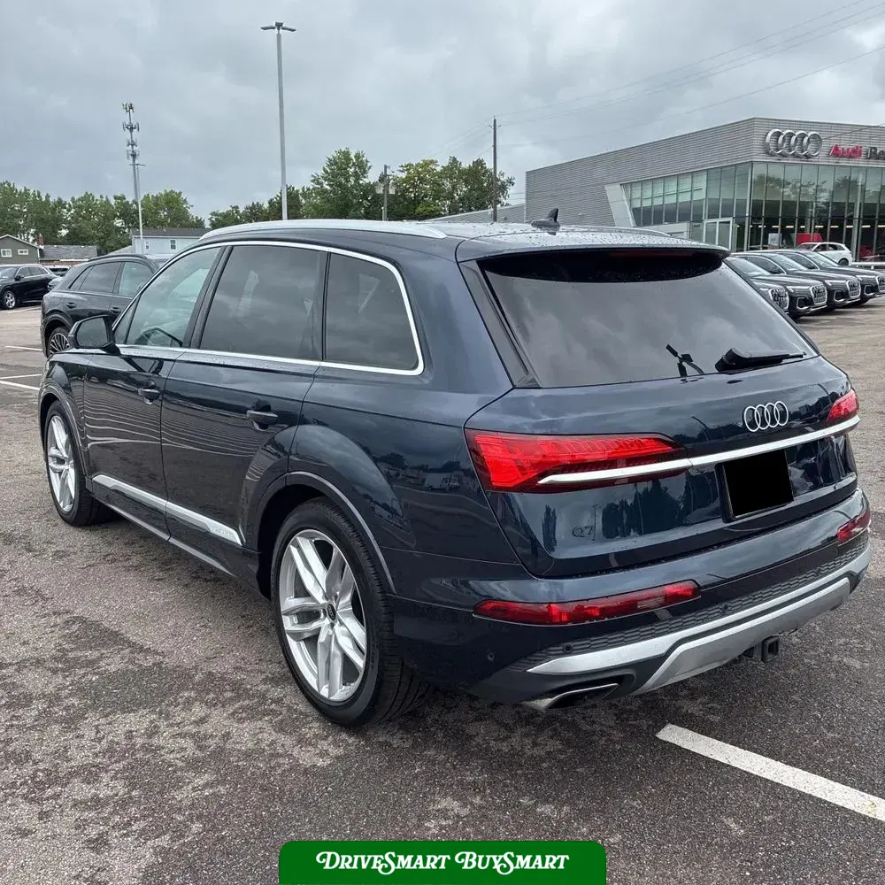 2025 Audi Q7 Premium Plus 55