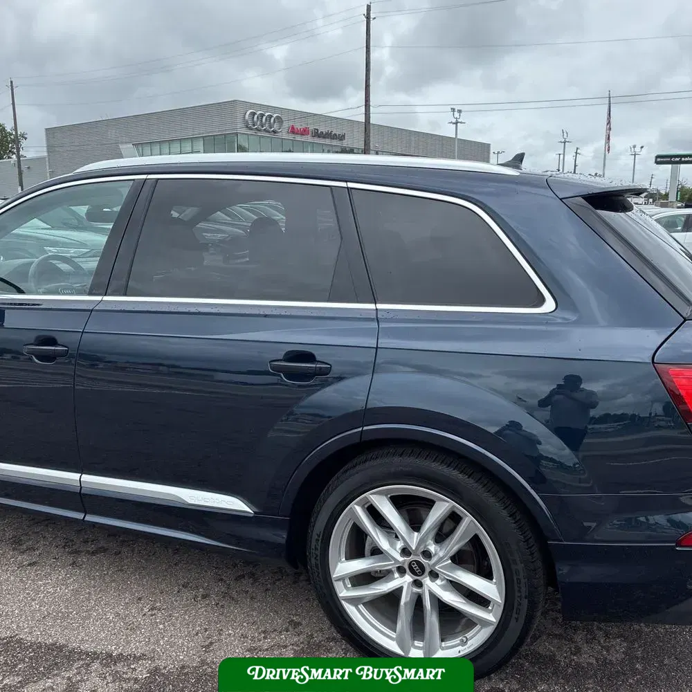 2025 Audi Q7 Premium Plus 55