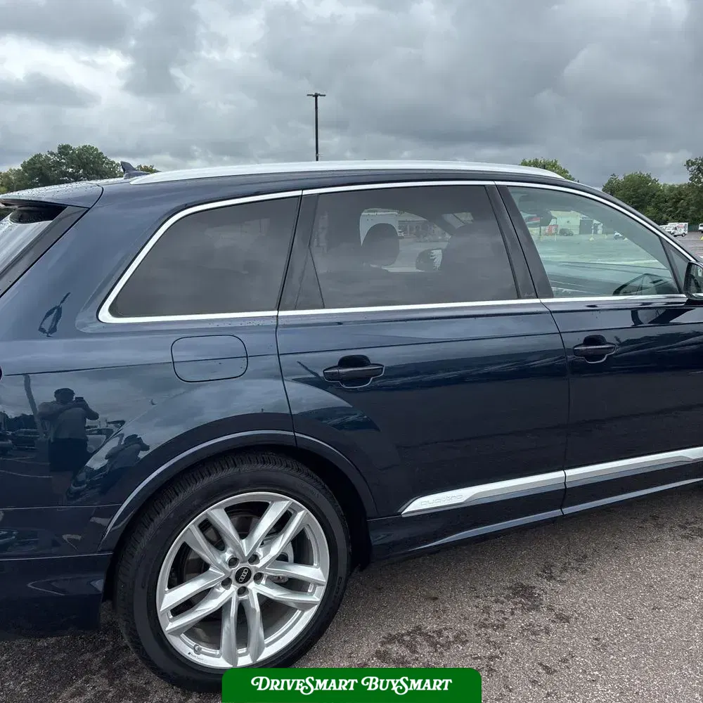 2025 Audi Q7 Premium Plus 55