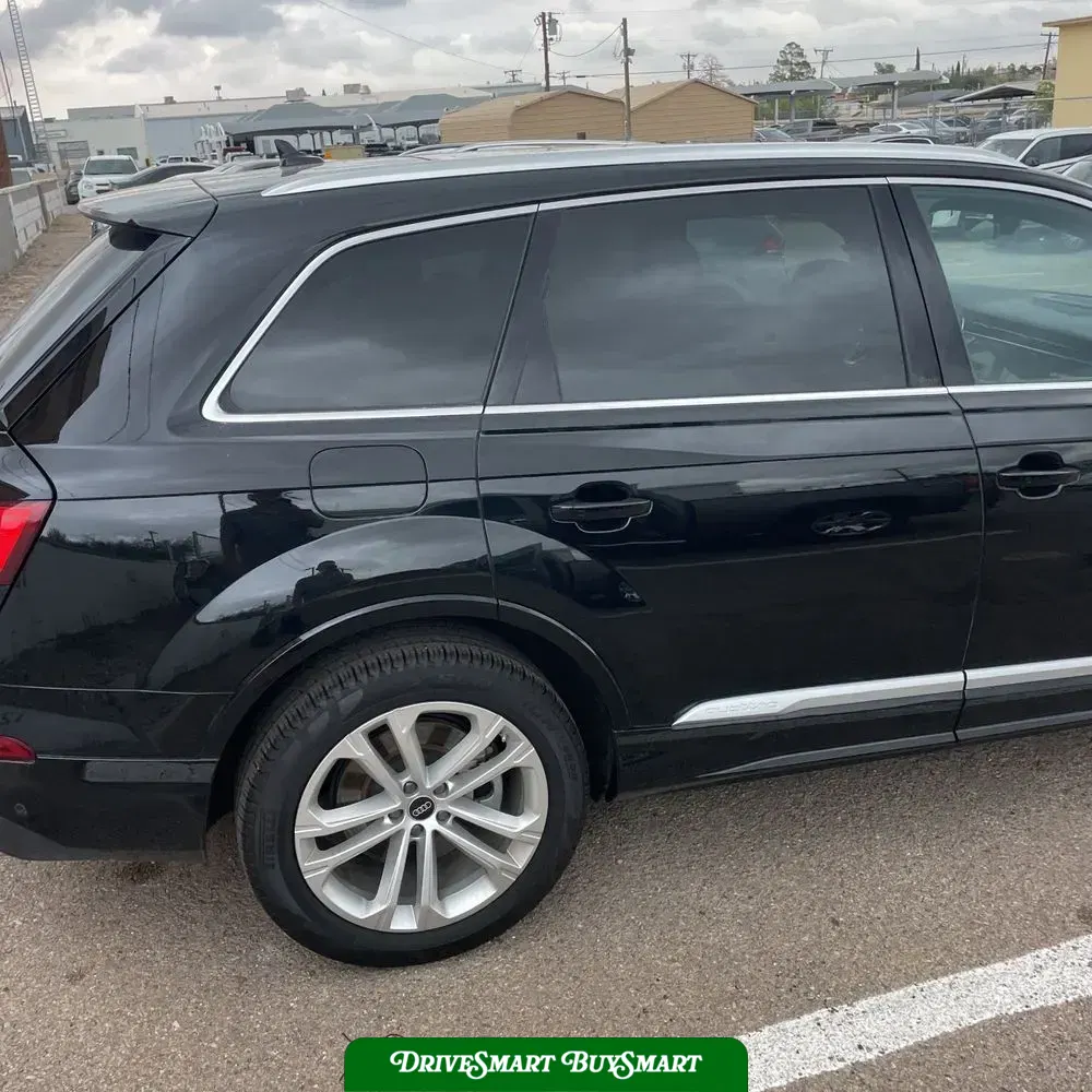 2025 Audi Q7 Premium Plus 55