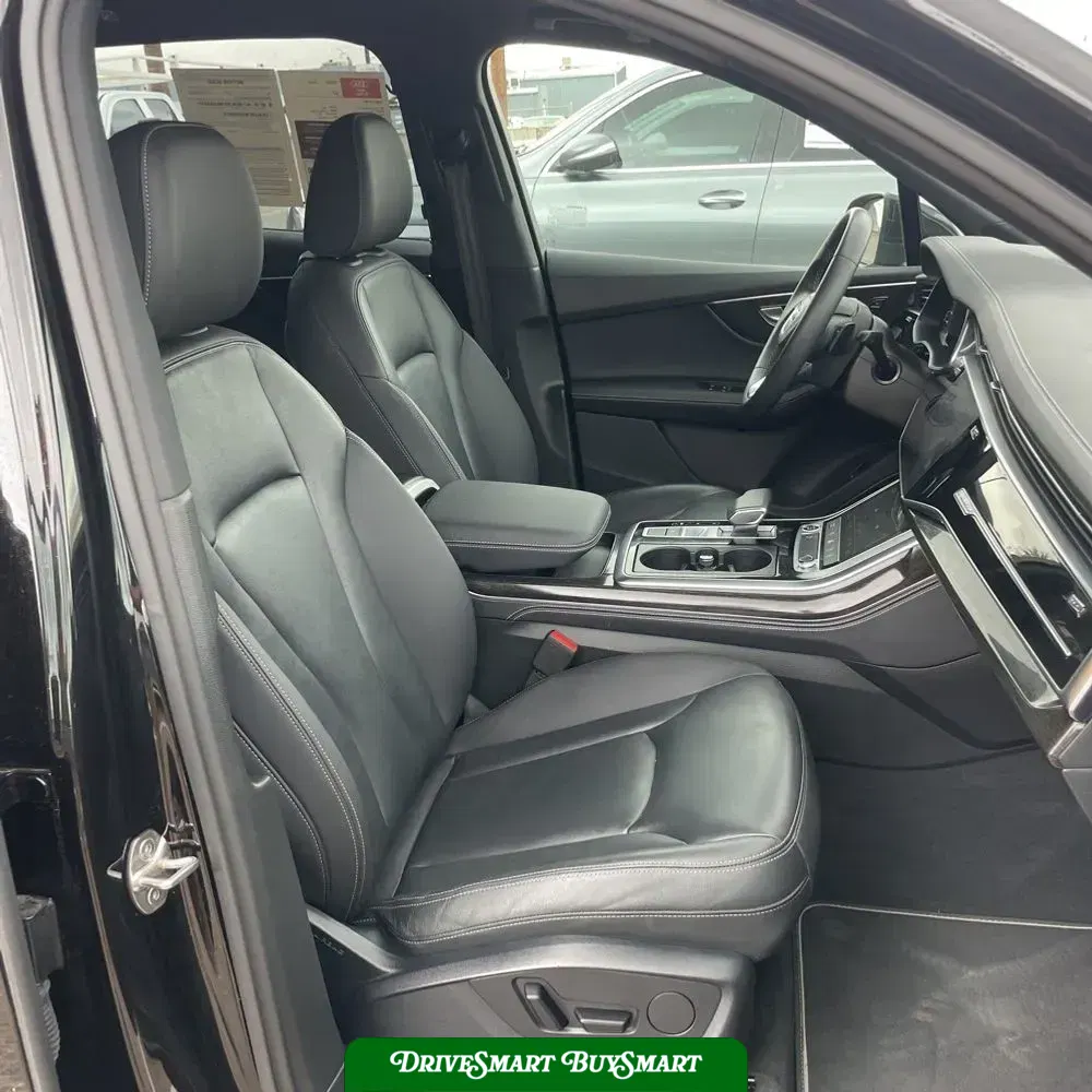 2025 Audi Q7 Premium Plus 55